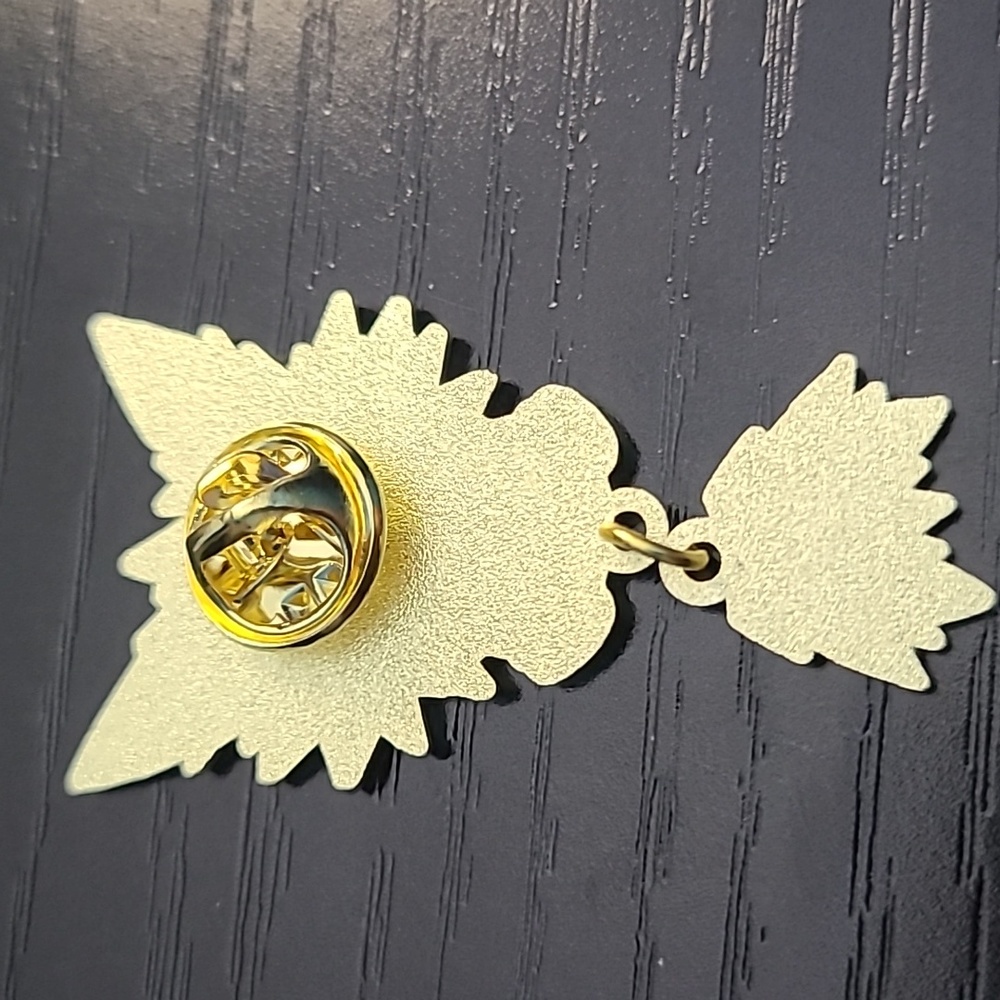 Pokemon Jolteon Pin - Picture 2 of 4